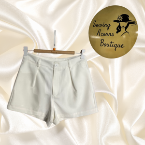 Shorts White